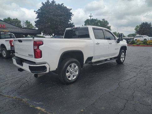 Used 2022 Chevrolet Silverado 2500 High Country w/ Z71 Off-Road Package AWD/4WD image 6