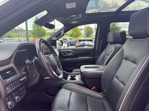 Used 2023 Chevrolet Tahoe Premier w/ Advanced Technology Package AWD/4WD image 9