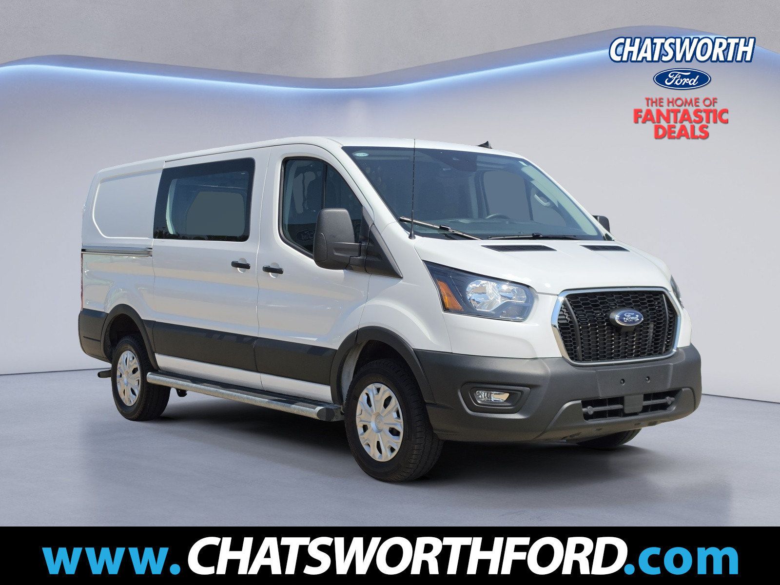 Used 2025 Ford Transit 250 Low Roof w/ Exterior Upgrade Package RWD image 1