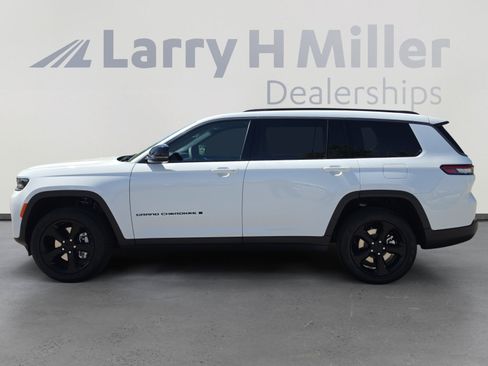 New 2026 Jeep Grand Cherokee L Limited AWD/4WD image 2