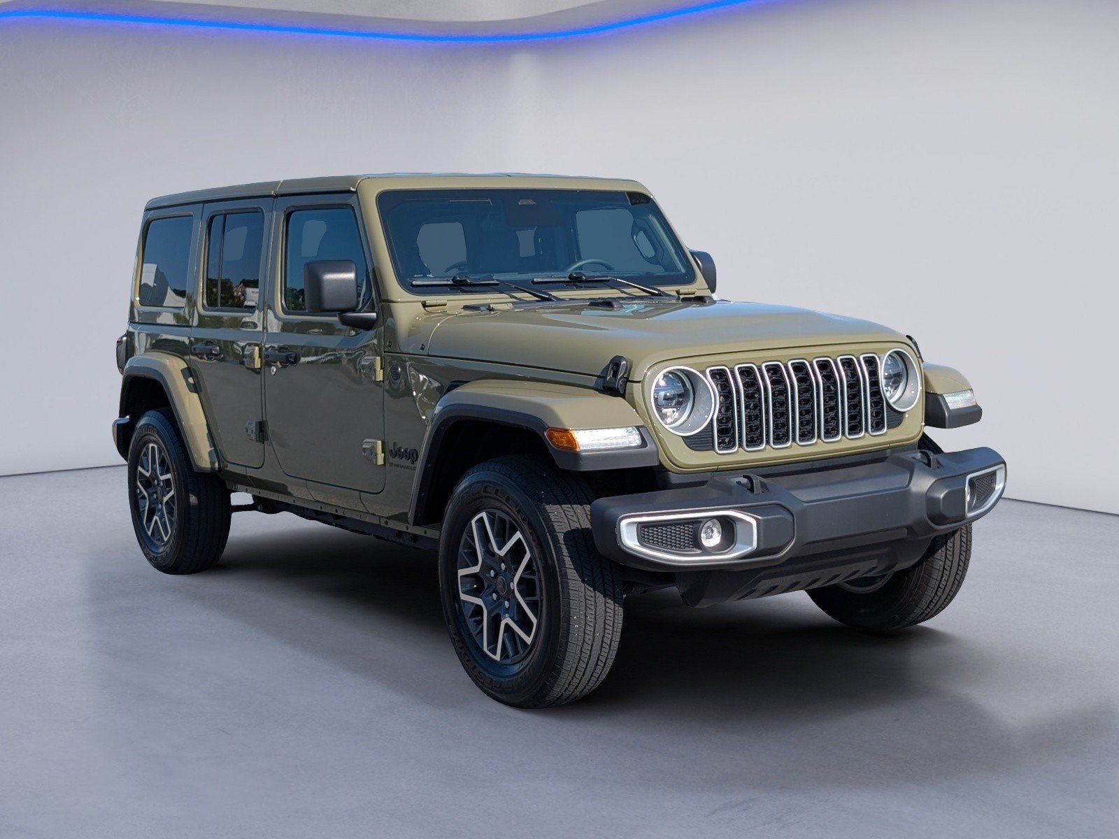Used 2026 Jeep Wrangler Unlimited Sahara AWD/4WD image 5