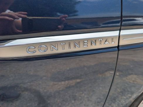Used 2017 Lincoln Continental Reserve w/ Technology Package AWD/4WD image 15