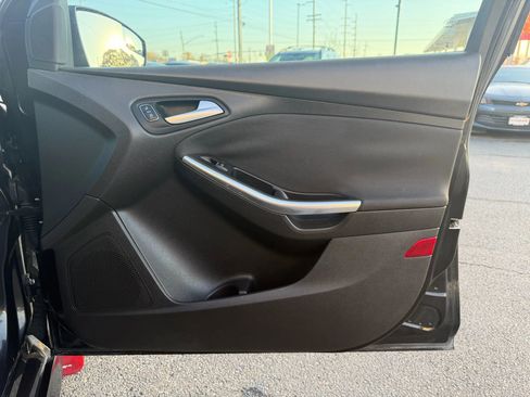 Used 2015 Ford Focus ST image 26
