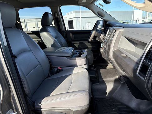 Used 2013 RAM 1500 Express image 21