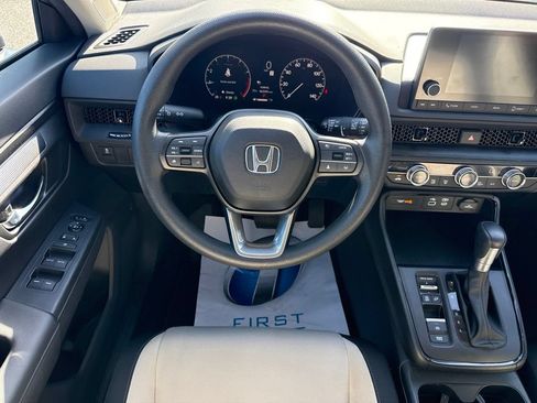 Certified 2025 Honda CR-V EX image 17