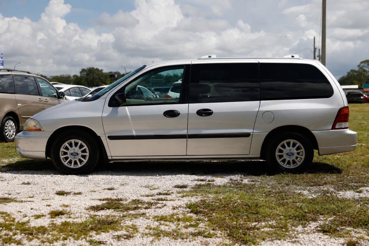 Used 2003 Ford Windstar LX FWD image 3