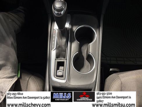 Used 2018 Chevrolet Equinox LT image 23