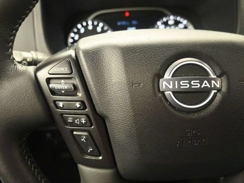 Used 2024 Nissan Frontier SV RWD image 27