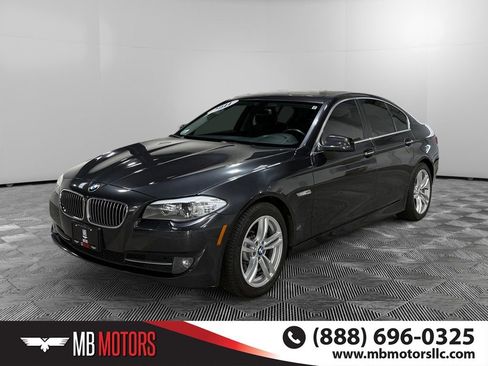 Used 2011 BMW 528i Sedan RWD image 9
