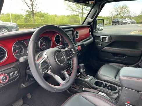 Used 2022 Jeep Gladiator Rubicon w/ Trailer Tow Package image 10