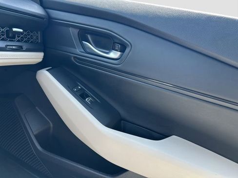Used 2025 Honda Accord SE image 20