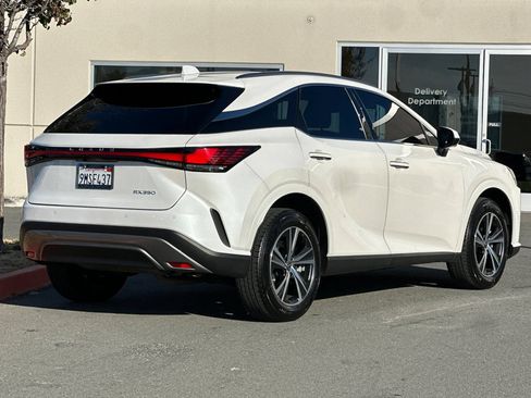 Used 2024 Lexus RX 350 Premium w/ Accessory Package (Z1) FWD image 4