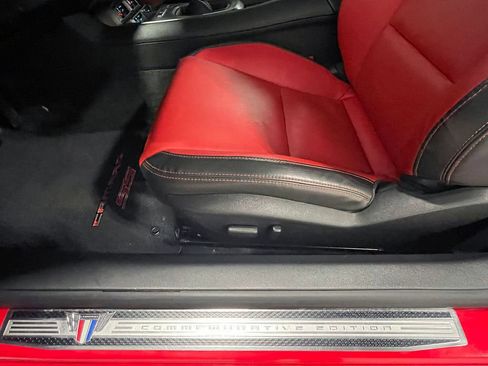 Used 2015 Chevrolet Camaro SS w/ Commemorative Special Edition RWD image 79