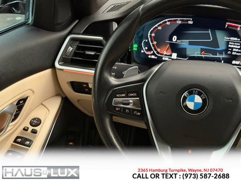 Used 2021 BMW 330i xDrive Sedan w/ Premium Package AWD/4WD image 25