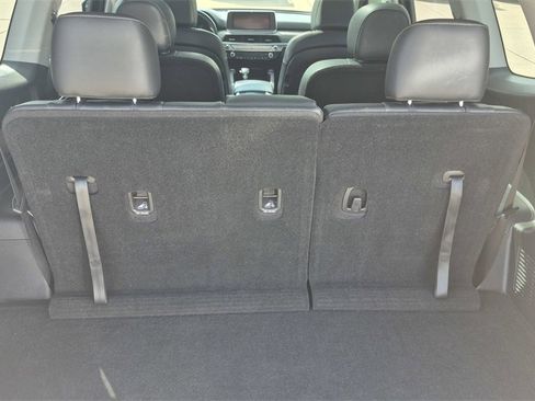 Used 2022 Kia Telluride SX w/ SX Prestige Package image 12