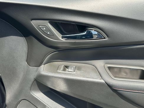 Used 2023 Chevrolet Equinox RS w/ LPO, Floor Liner Package FWD image 25
