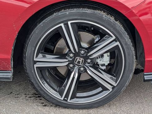 Used 2024 Honda Accord Sport image 14