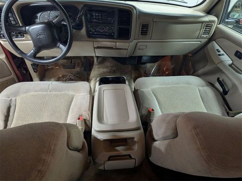 Used 2001 Chevrolet Tahoe LS w/ LS Preferred Equipment Group image 15