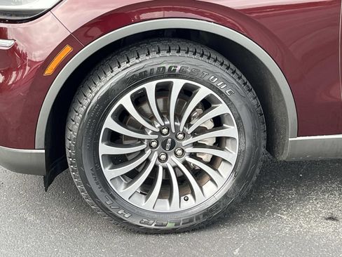 Used 2022 Lincoln Aviator Reserve w/ Elements Package Plus AWD/4WD image 11