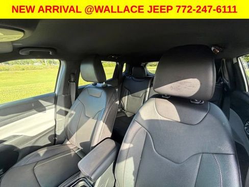 Certified 2024 Jeep Compass Limited w/ Elite Group AWD/4WD image 11