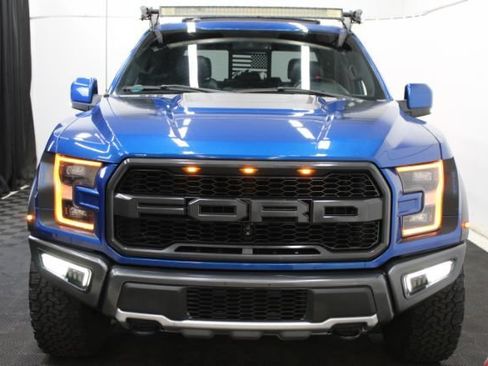 Used 2017 Ford F150 Raptor w/ Equipment Group 802A Luxury AWD/4WD image 4