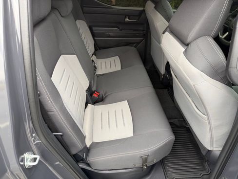 Used 2024 Toyota Tacoma TRD Sport image 43