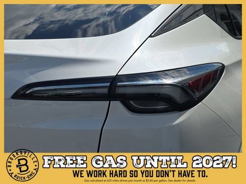 New 2026 Buick Envista Preferred FWD image 8