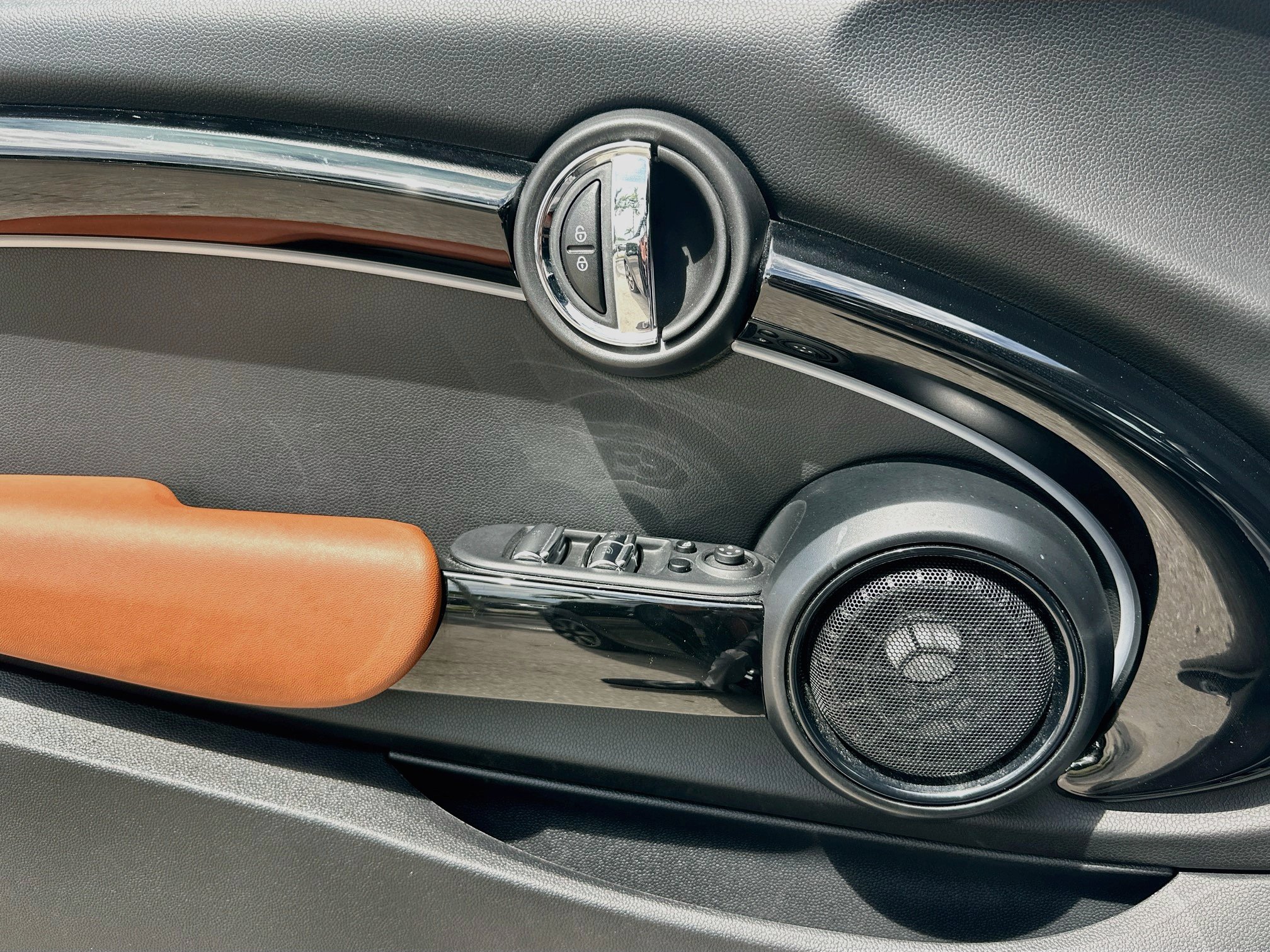 Certified 2024 MINI Cooper S FWD image 18