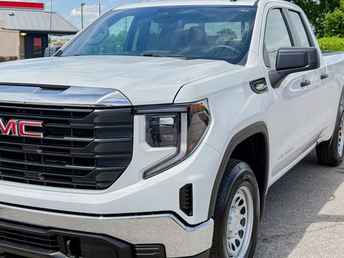 Used 2025 GMC Sierra 1500 Pro w/ Pro Value Package AWD/4WD image 8