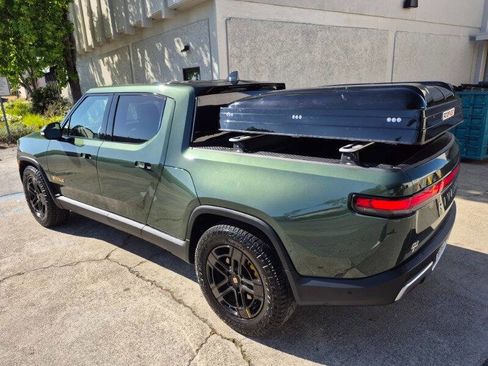 Used 2023 Rivian R1T Adventure image 22