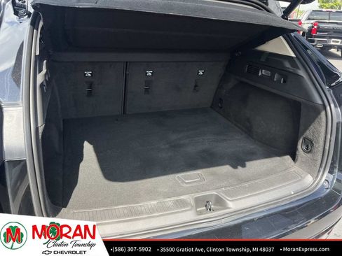 Used 2023 Buick Envision Avenir AWD/4WD image 12