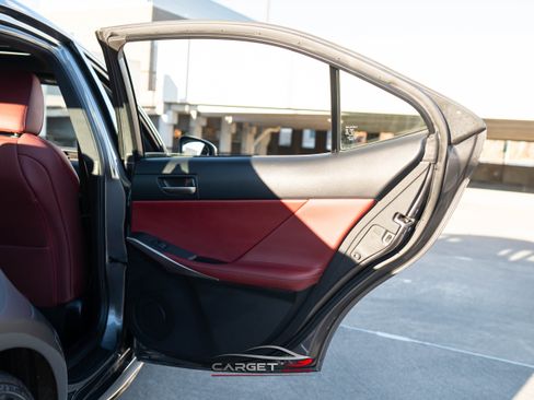 Used 2020 Lexus IS 300 F Sport w/ F Sport Package image 47