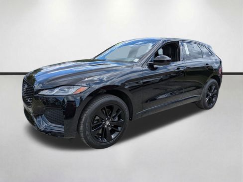 Used 2024 Jaguar F-PACE R-Dynamic S AWD/4WD image 8