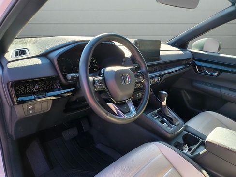 Used 2025 Honda CR-V Sport Touring image 18