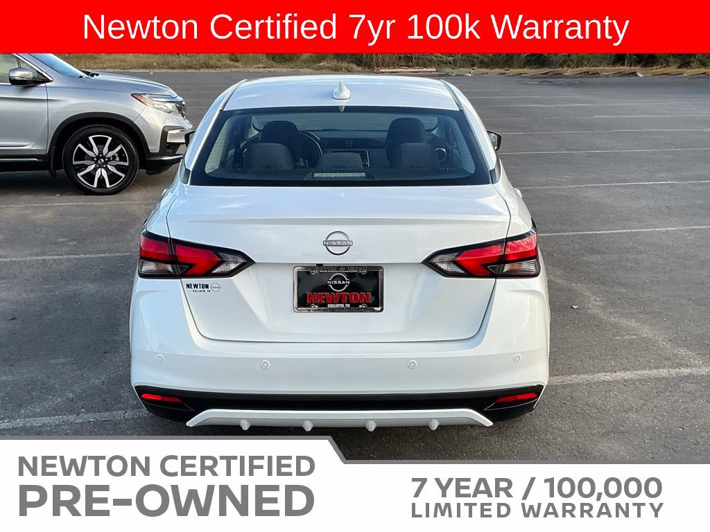 Used 2023 Nissan Versa SV FWD image 5
