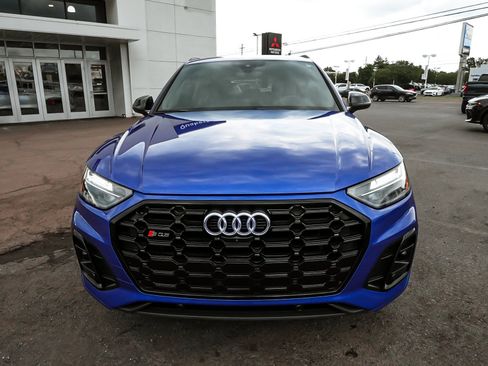 Used 2023 Audi SQ5 Premium Plus w/ Premium Plus Package AWD/4WD image 2