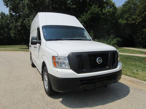 Used 2020 Nissan NV 2500 SV RWD image 14