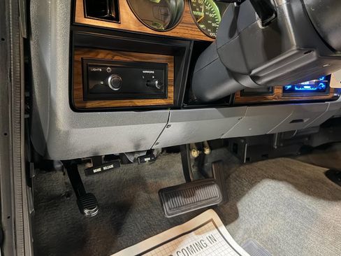 Used 1993 Dodge D/W Truck 350 image 59