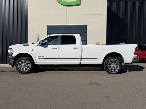 Used 2022 RAM 3500 Limited image 2