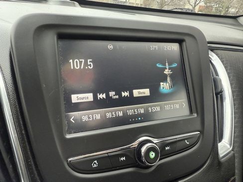 Used 2016 Chevrolet Malibu LT image 22