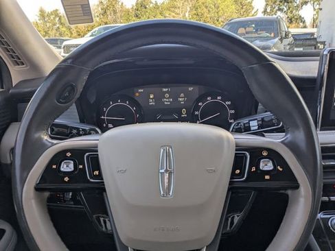 Used 2020 Lincoln Corsair FWD w/ Convenience Package image 22