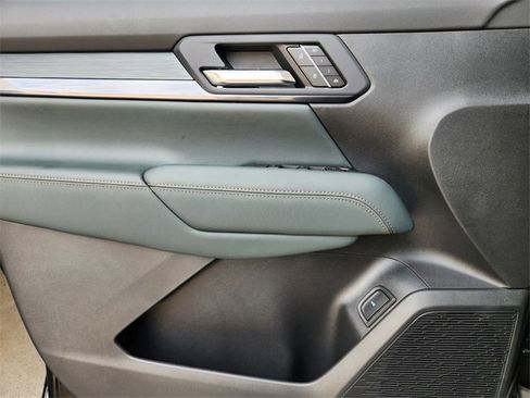 New 2026 GMC Terrain AT4 w/ Convenience Package III image 16