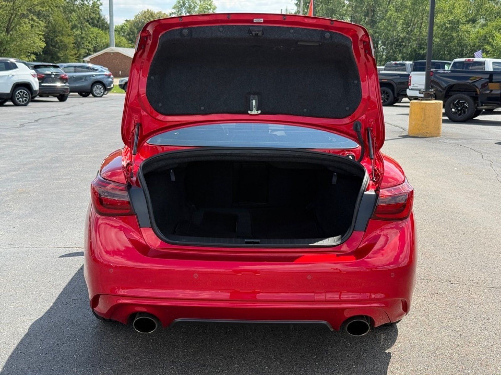 Used 2023 INFINITI Q50 Luxe AWD/4WD image 39