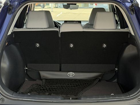 Used 2022 Toyota Corolla Cross LE image 28