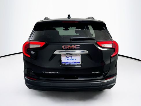 Used 2022 GMC Terrain SLE w/ Driver Convenience Package AWD/4WD image 6