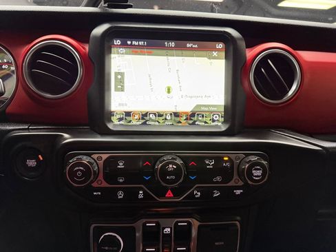 Used 2020 Jeep Wrangler Unlimited Rubicon AWD/4WD image 24