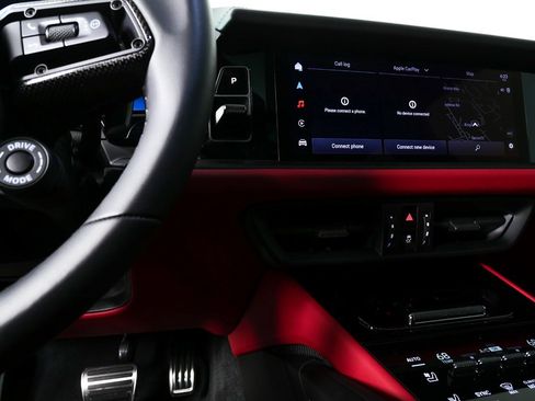 Certified 2025 Porsche Cayenne GTS image 13