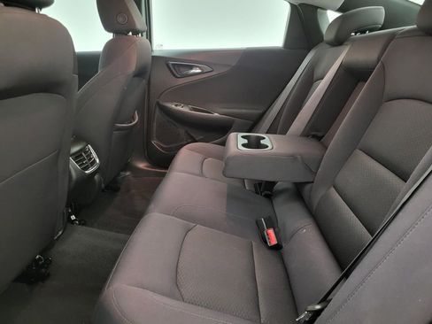 Used 2025 Chevrolet Malibu LT image 39