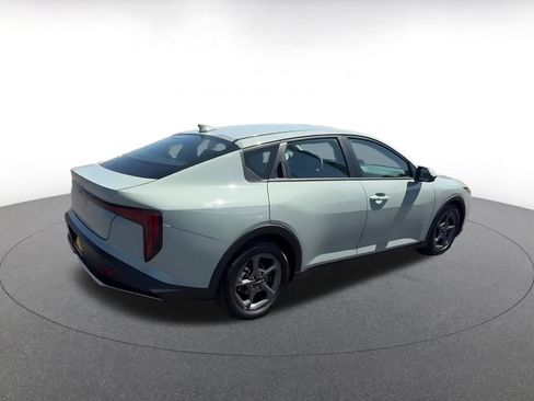 Used 2025 Kia K4 FWD image 14