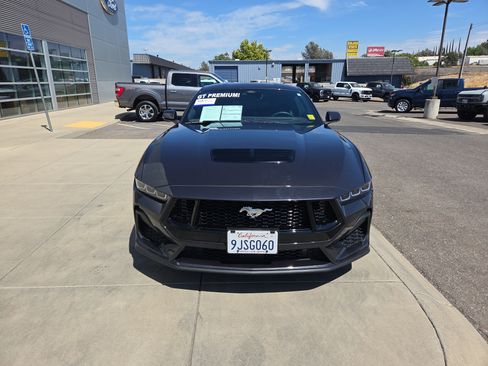 Used 2024 Ford Mustang GT Premium image 8